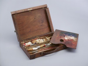 Paint box and palette image