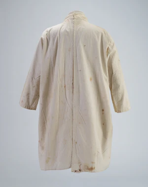 ma_i388114_tepapa_artists-smock_full.jpg